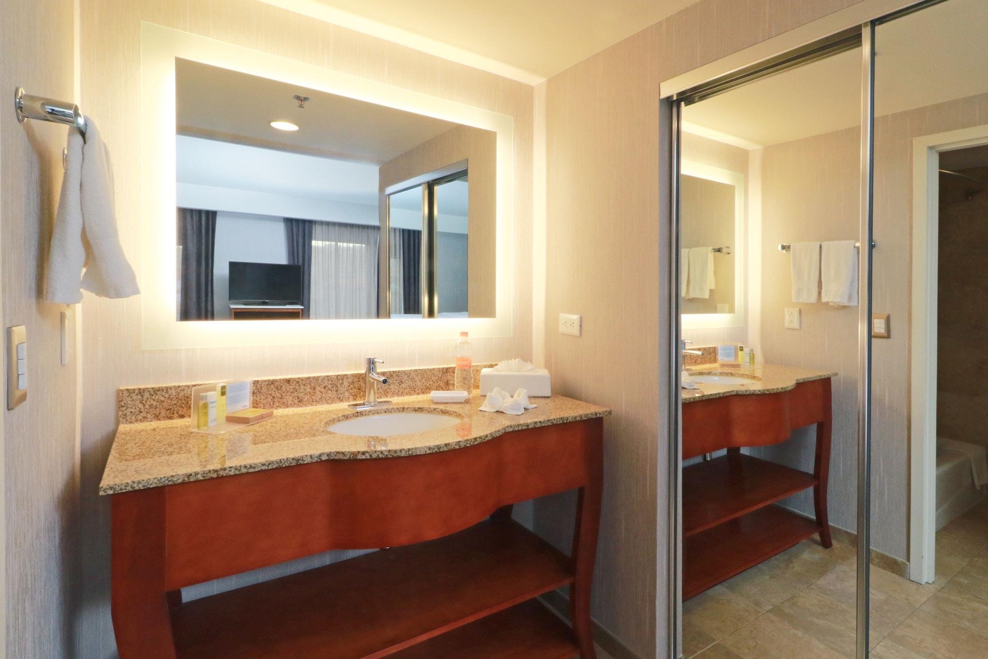 Hampton By Hilton Chihuahua Ξενοδοχείο Εξωτερικό φωτογραφία