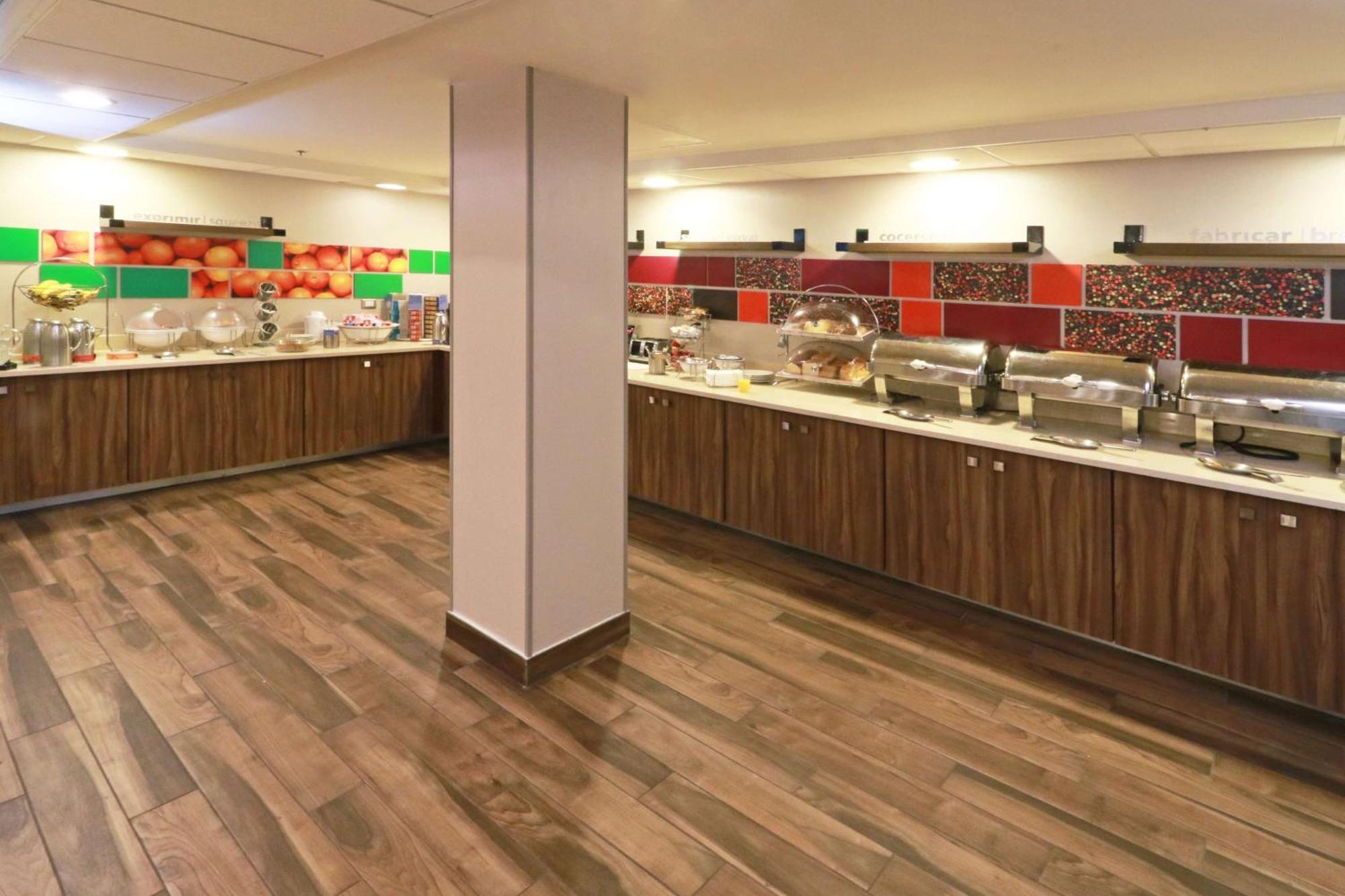 Hampton By Hilton Chihuahua Ξενοδοχείο Εξωτερικό φωτογραφία